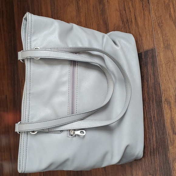 Relic Hnadbag - Picture 2 of 5